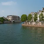 Hotel Theoreme Paris